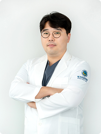 강경필 원장 사진